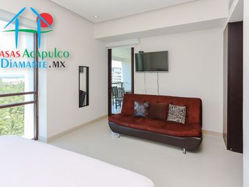 Depa en condominio de playa en renta vacacional para 8 personas