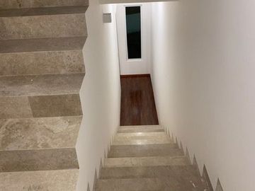 HERMOSA CASA EN VILLANTIGUA DE OPORTUNIDAD!! RENOVADA AL 100%