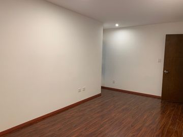 HERMOSA CASA EN VILLANTIGUA DE OPORTUNIDAD!! RENOVADA AL 100%