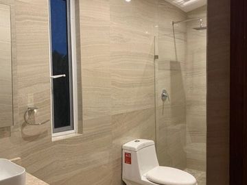 HERMOSA CASA EN VILLANTIGUA DE OPORTUNIDAD!! RENOVADA AL 100%