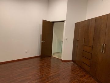 HERMOSA CASA EN VILLANTIGUA DE OPORTUNIDAD!! RENOVADA AL 100%
