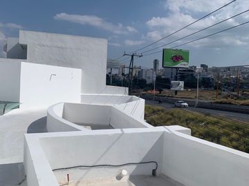 HERMOSA CASA EN VILLANTIGUA DE OPORTUNIDAD!! RENOVADA AL 100%