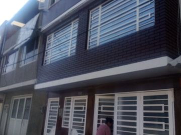 VENDO CASAS MULTIFAMILIAR RENTABLE B GRAN COLOMBIANO KENNEDY CENTRAL BOGOTA COLOMBIA