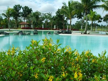 BRAND NEW!!! Prime House and Lot Beside the Golf Course in Silang, Cavite For sale