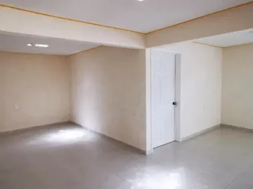 Casa Para Departamentos de 2 Pisos, en Plutarco Elías Calles, Pachuca, Hidalgo.