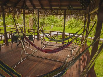 Vendo Hotel Negocio en Marcha Eco Lodge 49.25 Ha CASHIBOCOCHA PUCALLPA PERU
