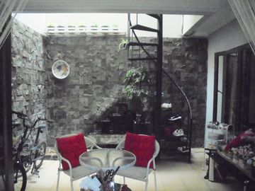 Rumah Dijual di Raffles Hills Dekat Trans Studio Mall Cibubur