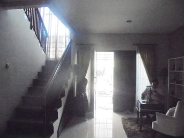 Rumah Dijual di Raffles Hills Dekat Trans Studio Mall Cibubur