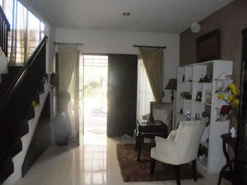 Rumah Dijual di Raffles Hills Dekat Trans Studio Mall Cibubur