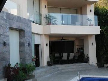 PRECIOSA CASA EN VENTA EN ACAPULCO EN  JOYAS DE BRISAMAR