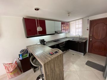 Casa de venta sector calderón dentro de conjunto