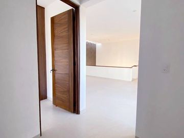 ESPECTACULAR RESIDENCIA