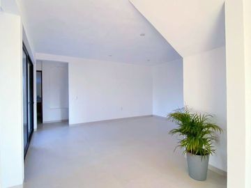ESPECTACULAR RESIDENCIA