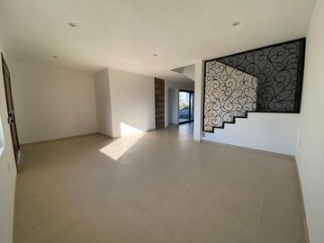 ESPECTACULAR RESIDENCIA