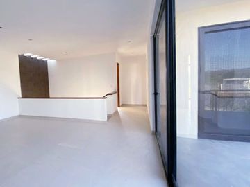 ESPECTACULAR RESIDENCIA