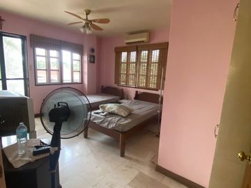 4 Bedroom House & Lot For Sale near the beachfront in Iloilo