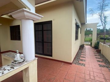 4 Bedroom House & Lot For Sale near the beachfront in Iloilo