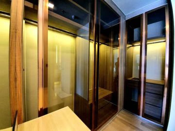 Sale with Tenant Celes Asoke Condo