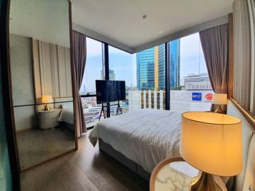 Sale with Tenant Celes Asoke Condo