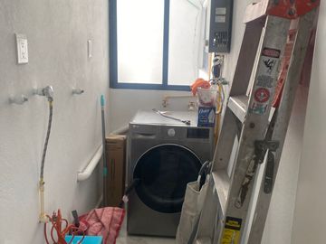 Venta de Departamento Nuevo Sin Muebles de 2 Recámaras y 2 Baños Completos - Jardines de Virginia.