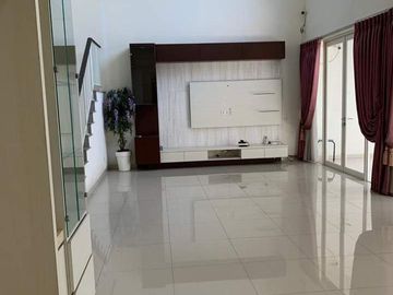 Rumah Siap Huni Lebar 12m di Alam Galaxy dekat Graha Natura & Citraland