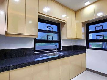 Brand New Single Detached House and Lot for sale in San Mateo Rizal Near Batasan , Commonwealth Quezon City and Marikina City