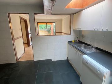 Venta amplia casa Quebrada de Macul - Peñalolén