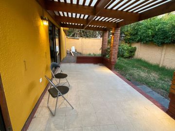 Venta amplia casa Quebrada de Macul - Peñalolén