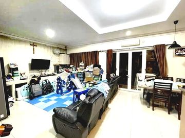 Rumah dengan Private Pool di Alam Galaxy dekat Graha Natura & Citraland Surabaya Barat
