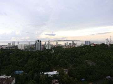 Unixx South Pattaya 2 Bedroom For Sale !  Wow ! Sea View 3.79 M Only !