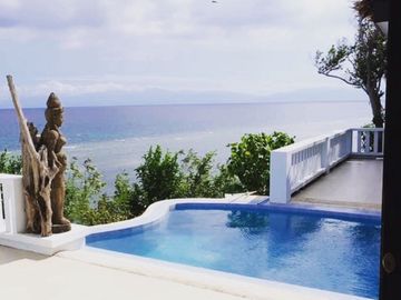 KYU - FOR SALE: 6 Bedroom House in Calatagan, Batangas