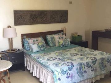 KYU - FOR SALE: 6 Bedroom House in Calatagan, Batangas