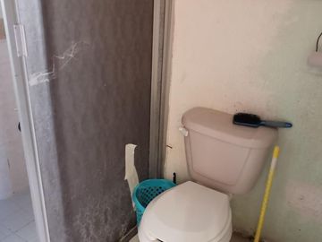 Casa en Venta, 4 Recámaras, 2 Pisos, en Fracc. Bosques del Peñar, Pachuca, Hidalgo.