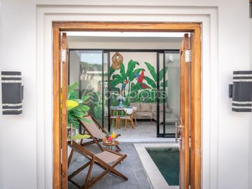 Charming New 2 Bedroom Villa in Kerobokan, A Blend of Modern Living and Prime Location