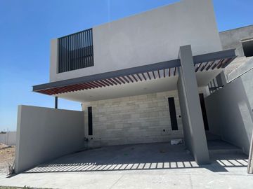 CASA EN VENTA EN PRIVADA EN SAN ANGEL V