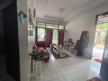 Rumah Dijual di Komplek Perumahan Griya Kencana, Ciledug