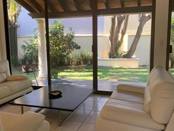$3,350,000 Lomas de Cuernavaca, Recámaras, Alberca, Jacuzzi, Lomas de Cuernavaca, Temixco, Morelos