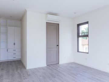 FOR SALE BRAND NEW NORDIC SCANDINAVIAN MODERN HOUSE IN ANGELES CITY PAMPANGA