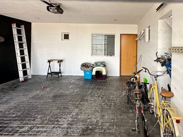 VENTA CASA EN PRIVADA SAN JERONIMO CON ALBERCA PRIVADA