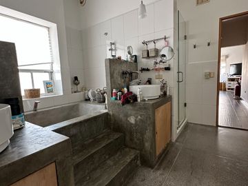 VENTA CASA EN PRIVADA SAN JERONIMO CON ALBERCA PRIVADA