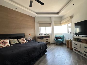 VENTA CASA EN PRIVADA SAN JERONIMO CON ALBERCA PRIVADA