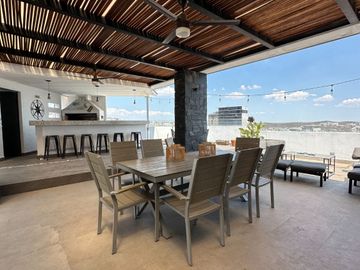 VENTA CASA EN PRIVADA SAN JERONIMO CON ALBERCA PRIVADA