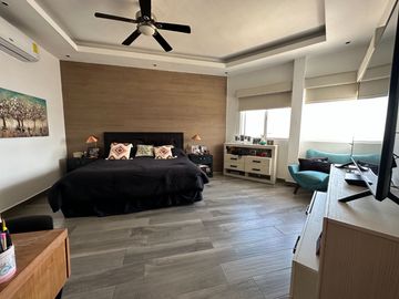 VENTA CASA EN PRIVADA SAN JERONIMO CON ALBERCA PRIVADA