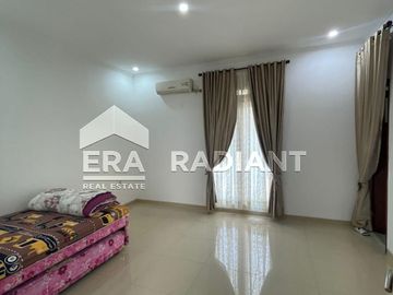 Rumah Hook Dijual di Bintaro Sektor 9, Cluster Oriana Permata