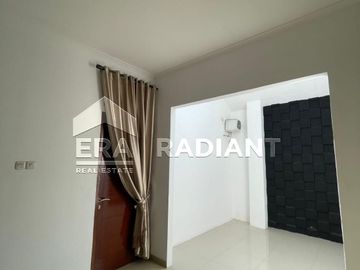 Rumah Hook Dijual di Bintaro Sektor 9, Cluster Oriana Permata