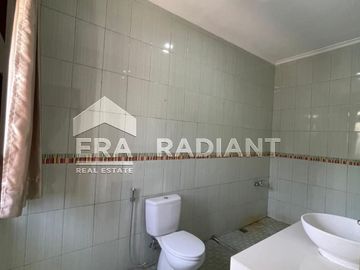 Rumah Hook Dijual di Bintaro Sektor 9, Cluster Oriana Permata
