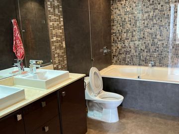 Departamento en edificio RIVERSIDE