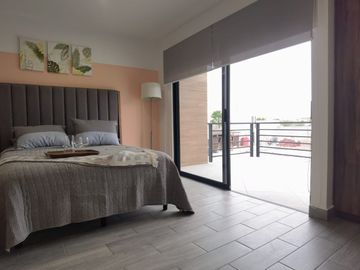 Casas en venta con alberca y Roof Garden a 5 minutos del club de golf santa fe, en Xochitepec, Morelos.