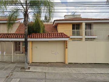 ¡Remate Bancario! Excelente Oportunidad, Bonita casa a un Excelente Precio