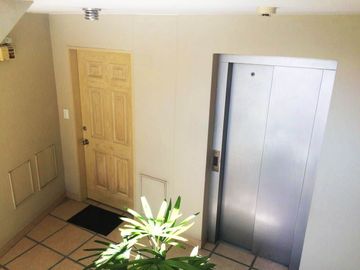 Acogedor Duplex Con Area Social y Piscina En Edificio :: Surco
